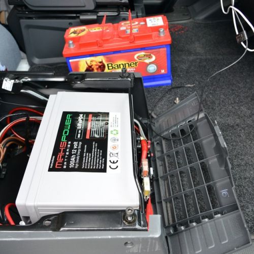 Fiat Capron Glucks Mobil oppgradering til litium batteri - montering under setet